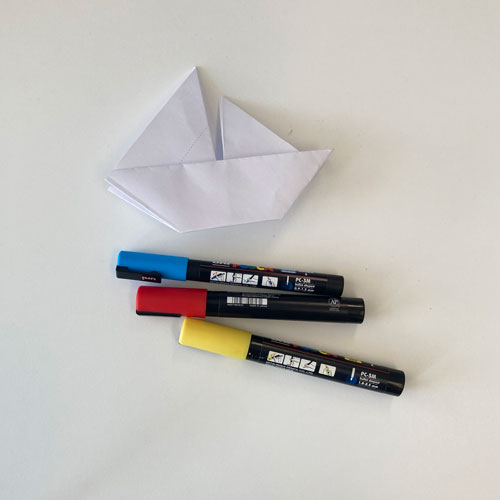 Fabrique ton bateau en papier