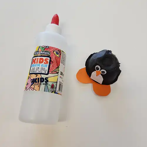 Fabrique ton Pingouin en boite d&rsquo;œufs